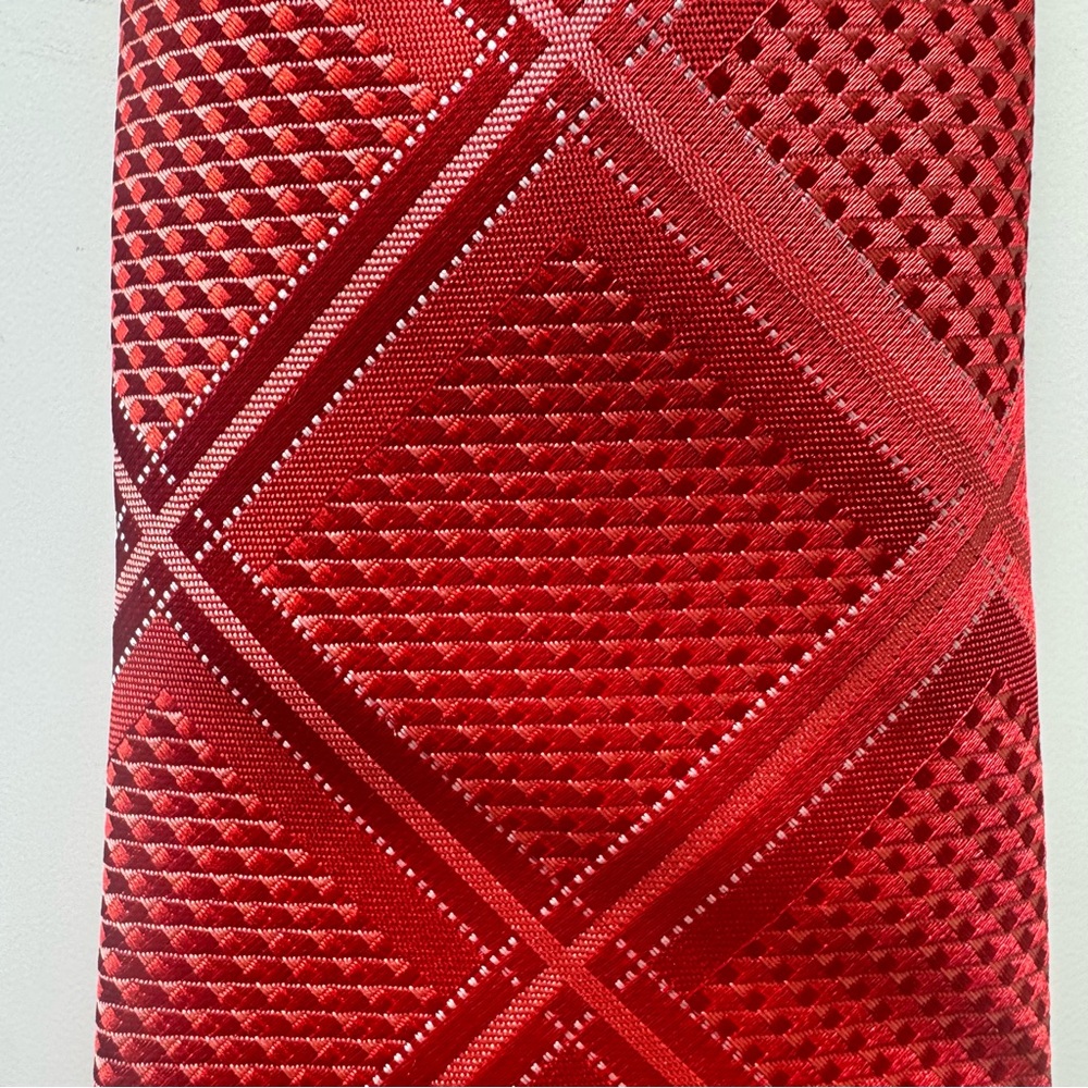 Perry Ellis Red Textured Tie $59 Retail